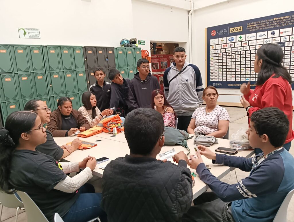 Jornada de Voluntariado en el Banco de Alimentos de la Arquidiócesis de Bogotá whatsapp image 2026 06 13 at 6.28.31 pm